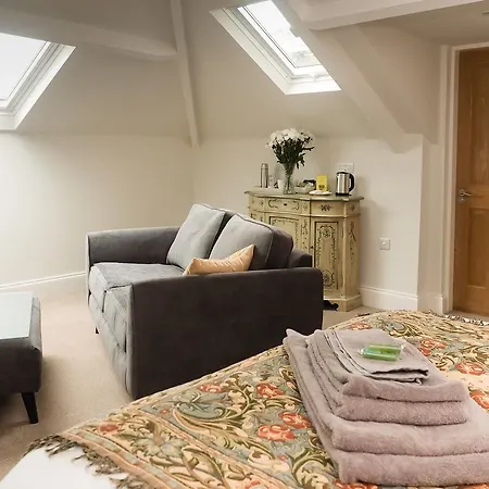 The Horngarth * וויטבי